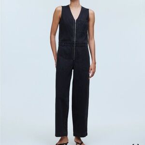 Madewell Denim Zip-Front Sleeveless Jumpsuit in Tarrybrook Wash
